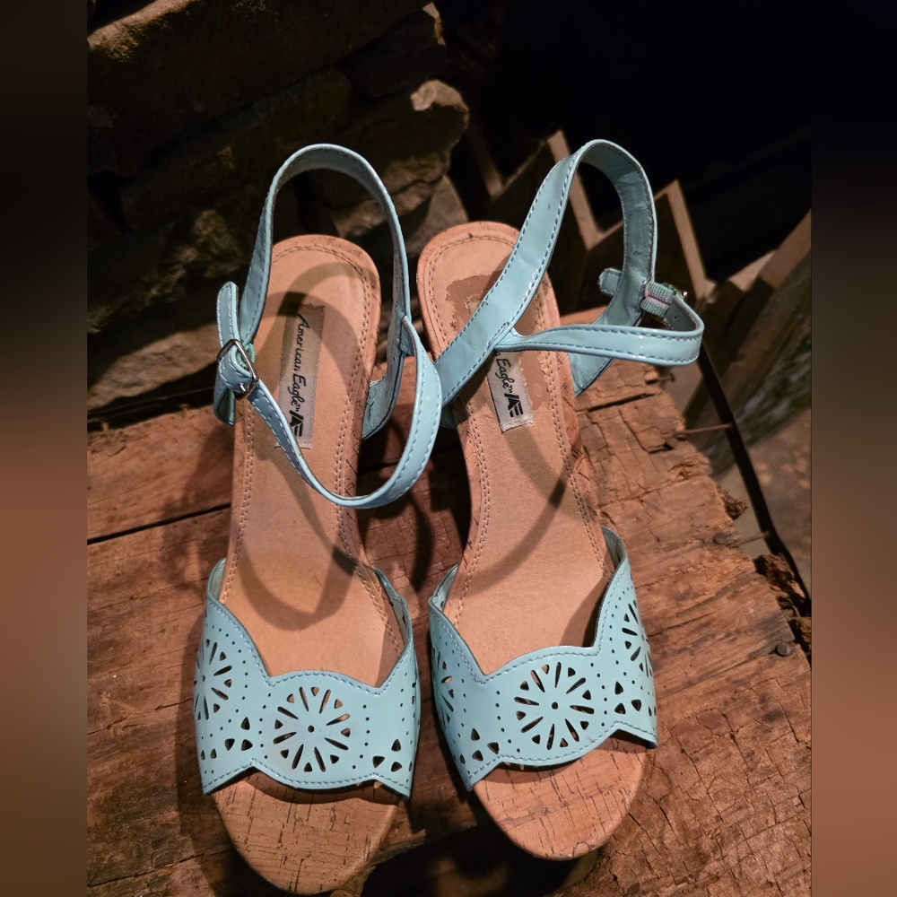 American Eagle Outfitters Sky Blue Cut-Out Sandals